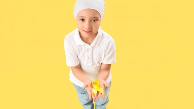 România devine portocalie de Ziua Mondială a Luptei împotriva Cancerului. Cum putem ajuta fiecare dintre noi