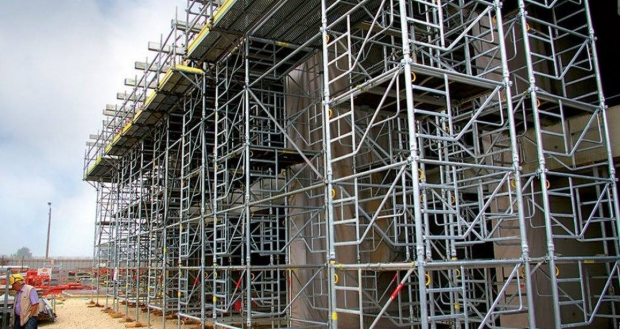 Zeci de blocuri din Ploiești sunt în clasa I de risc seismic. Doar o clădire a fost consolidată după 1990