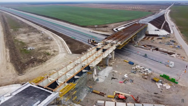Suduri neconforme la un pod de pe Autostrada A7 Ploiești – Buzău. „Toate părțile implicate aleargă să se acopere cu hârtii”