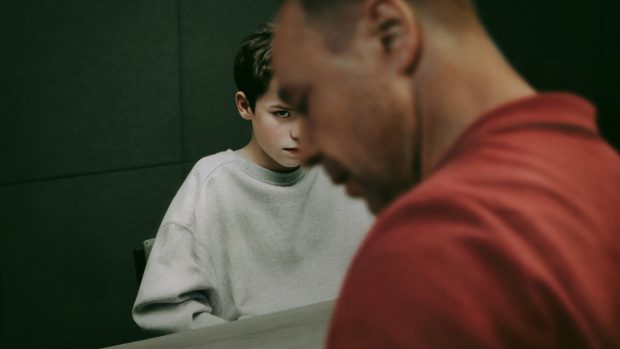 Adolescence – istoria unei societăți fără viitor. Despre serialul la care se uită toată planeta