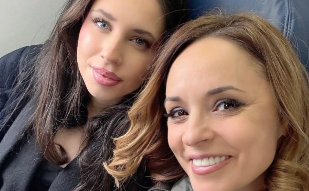 Ce s-a întâmplat când Andreea Marin și Violeta Bănică au vizitat facultatea din America unde tânăra va învăța: „Am ajuns cu teamă, cu îndoieli”