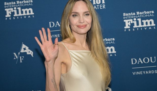 Angelina Jolie, tot mai slabă. Copiii ei sunt îngrijorați și vor să o ajute să ia în greutate