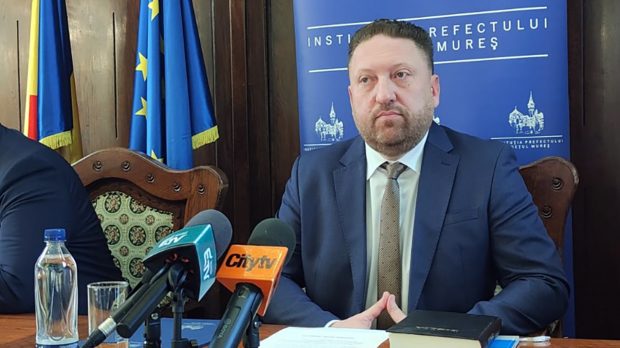 Fratele directoarei DGASPC Mureș implicată în cazul „orfelinatelor groazei” a fost numit prefect
