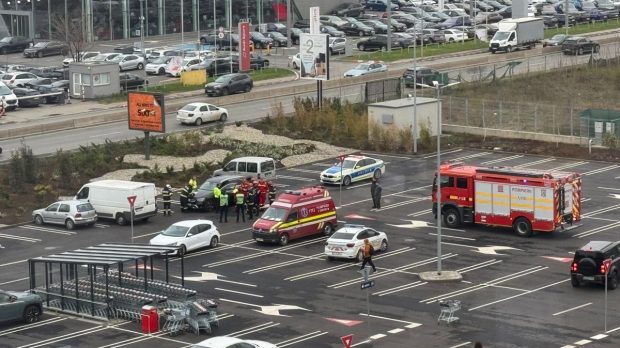 Moarte suspectă în nordul Bucureștiului: Un bărbat dat dispărut de câteva zile, găsit mort în mașină. Ce au descoperit polițiștii pe corpul lui