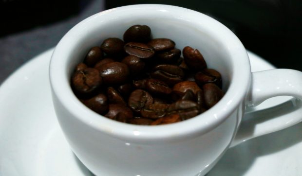 Industria cafelei trece printr-un moment de coșmar: „Abia am reuşit să vindem 30% din producţie”