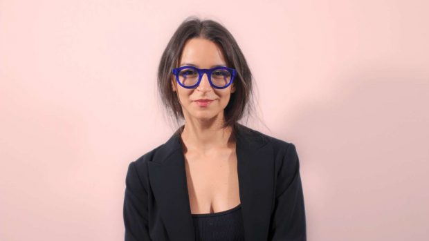 Călina Coman, curatoare Young Blood 4.0: O generație se lasă citită în arta sa nu doar prin tehnică sau estetică, ci și prin subiectele care o conturează