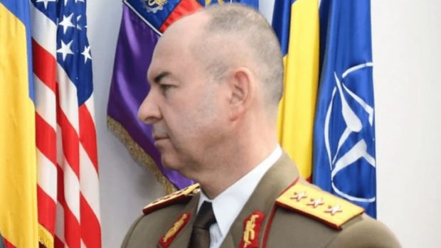 Generalul Cătălin Zisu, un colecționar aparte, potrivit ultimului bilanț al DNA: 4.600 de tablouri, 31 de ceasuri și 3.600 de sticle cu alcool