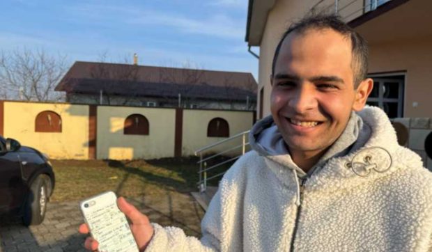 Băiatul trenurilor: Povestea tânărului care a parcurs 120.000 km în căutarea unui cămin
