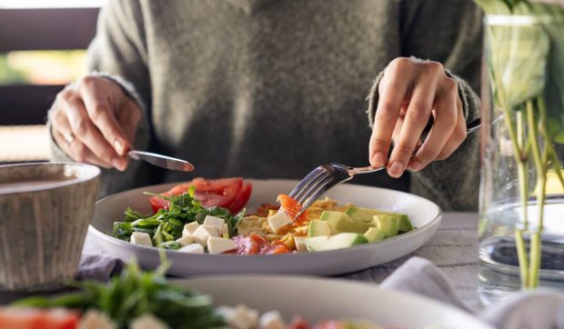 Cât de multă proteină poți consuma într-o zi. Experții explică limitele