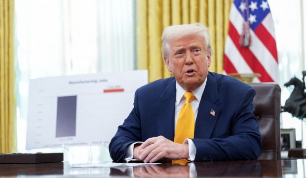Europa a ripostat dur în prima zi de tarife impuse de Donald Trump la oțel și aluminiu. Cum sunt taxate mărfurile americane