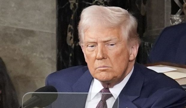 Este Donald Trump mai presus de lege? Experții juridici spun că dorința președintelui de a sfida sistemul judiciar american amenință cu o criză constituțională