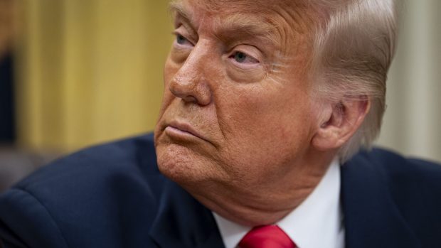 Donald Trump s-a îmbufnat când a văzut poza cu Zelenski primit de regele Charles: „Nu se mai simte special”