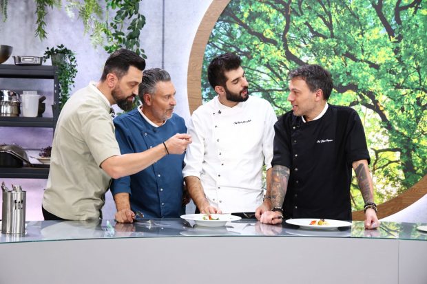 Imagine Stire Tensiuni între jurații de la „Chefi la cuțite”. Concurenții-surpriză în show-ul culinar de la Antena 1 | 2review.ro
