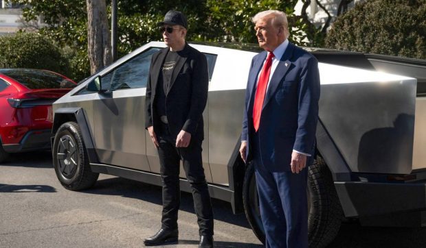Profiturile Tesla se prăbuşesc, Elon Musk anunță că se îndepărtează de DOGE: „Viitorul este mai strălucitor ca niciodată”