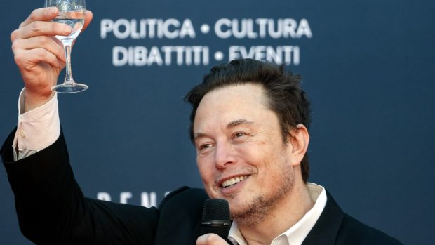 Elon Musk, mesaj fals după ce CEDO a respins cererea lui Călin Georgescu: „Cum poate anula alegerile?”