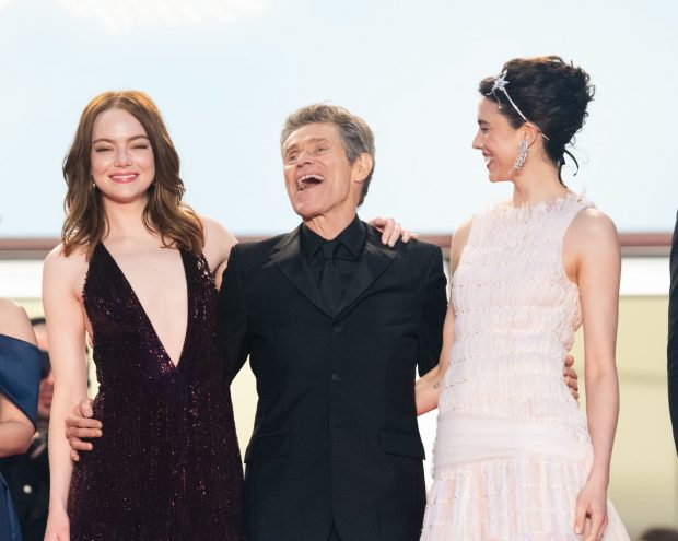 Cititor pe buze dezvăluie schimbul aprins de replici dintre Emma Stone și Margaret Qualley