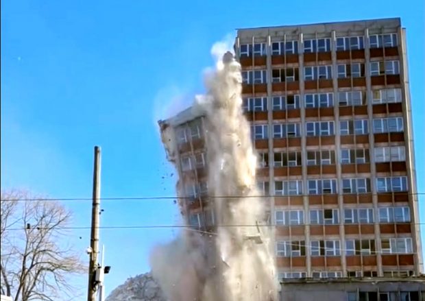 Cum a fost demolată complet fosta fabrică de pompe Aversa de la Obor, cu o istorie de 150 de ani, pentru un proiect imobiliar de un miliard de euro | VIDEO
