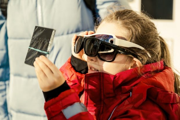 Eclipsă parțială de Soare – 29 martie 2025. Cum ne influențează şi de unde poate fi observată