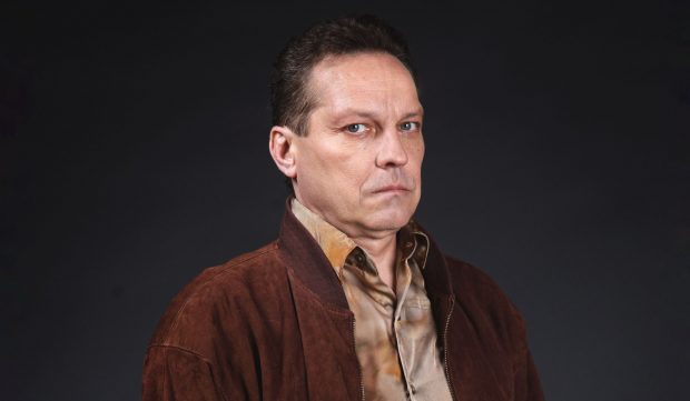 Imagine Stire George Ivașcu a dezvăluit cum reacționează fanii când îl văd pe stradă: „Pelicane, Tătuțu’ ar fi spart-o” | EXCLUSIV | 2review.ro