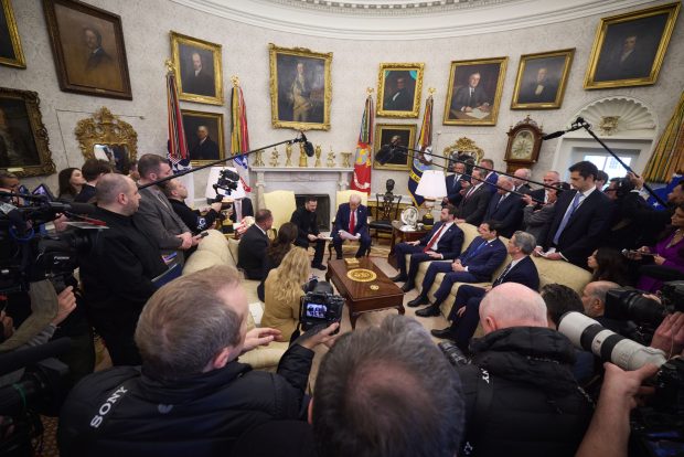 Obligațiunile internaționale ale Ucrainei s-au prăbușit după conflictul Trump-Zelenski
