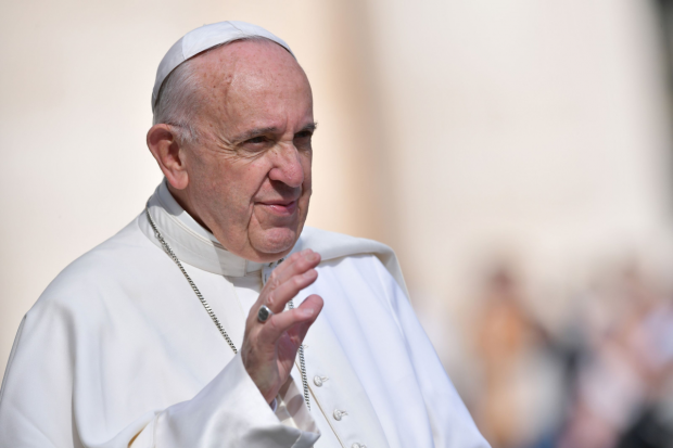 Se pregătește Vaticanul pentru un conclav? Mister și îngrijorare după internarea Papei Francisc