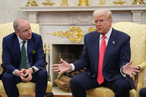 Trump a acuzat Irlanda de furt, în timpul întâlnirii cu premierul: „Această mică insulă controlează întreaga industrie farmaceutică americană”