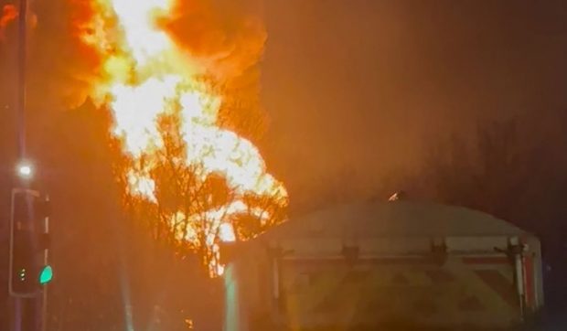 De ce MI5 caută urmele implicării lui Putin în incendiul de la Heathrow. „Incidente de sabotaj au loc în țările NATO”