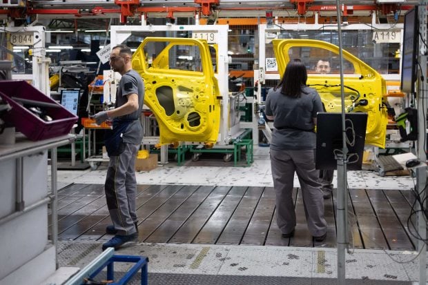 Ce salarii se câștigă în industria auto în România în 2026? 