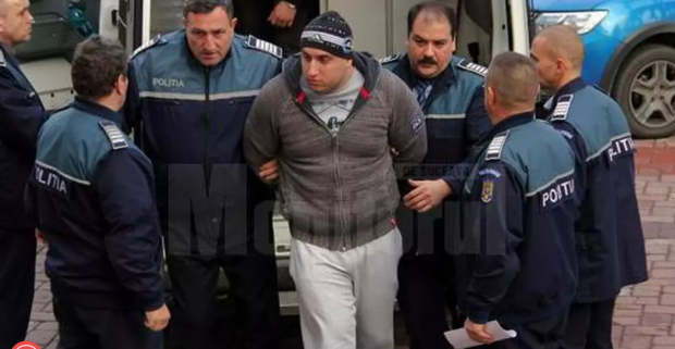 Interlopul din Suceava, care a atacat un polițist cu sabia, a fost condamnat la închisoare, dar nu a fost găsit acasă