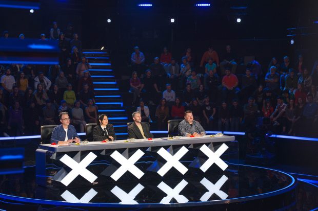 Imagine Stire Cine este Alexandru Pintea, în vârstă de 10 ani, de la „Românii au talent” 2025. La 5 ani a suferit o operație pe creier. „M-a târât prin nu știu câte spitale” | 2review.ro
