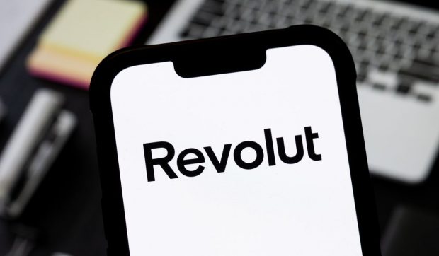 Revolut introduce noi funcții de securitate în aplicația bancară menite să protejeze utilizatorii împotriva fraudelor