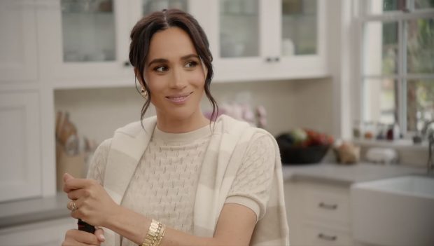 Documentarul așteptat din ianuarie a intrat, în sfârșit, pe Netflix. „With Love, Meghan” poate fi urmărit din 4 martie 2025 în toată lumea