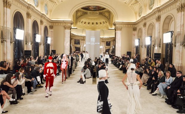 Imagine Stire A doua ediție Mercedes-Benz Bucharest Fashion Week. Cine sunt vedetele internaționale care vor participa la evenimentul de modă | 2review.ro