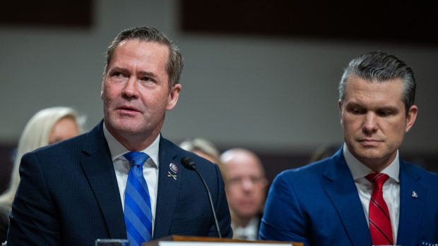 Administrația Trump primește o nouă lovitură în incidentul Signalgate. The Atlantic a dezvăluit informații despre o operațiune desfășurată în Yemen