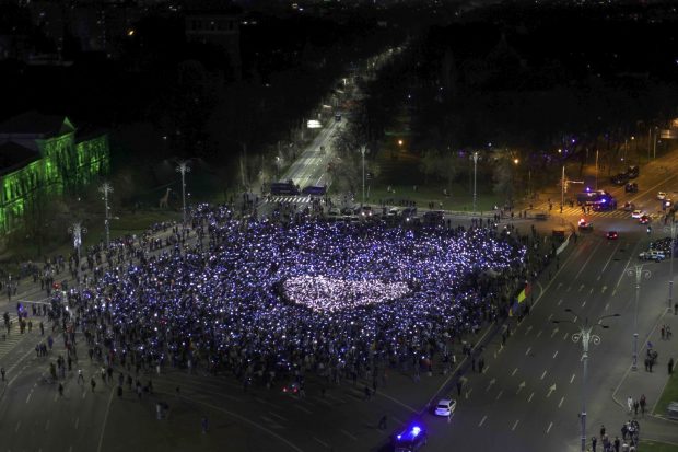 Alternativa la Europa: întunericul așteaptă