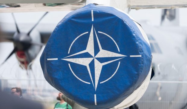 Două treimi din importurile de arme către țările NATO din Europa provin din SUA. Continentul, profund dependent de aceste arme