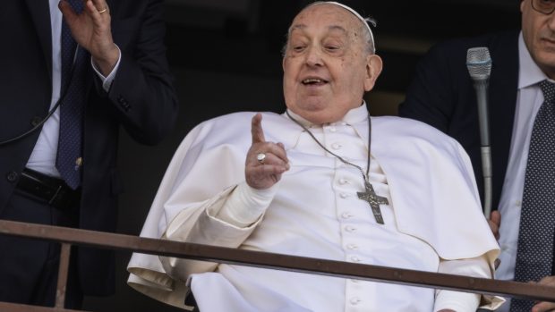 Papa Francisc a avut prima apariție publică de la internarea în spitalul Gemelli, în urmă cu mai bine de o lună. Ce le-a spus credincioșilor
