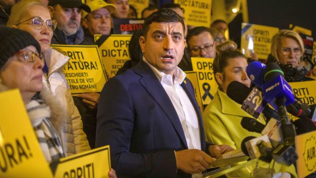 Parchetul General, dosar penal după ce George Simion a spus că cei din BEC „care au comis lovitura de stat ar trebui jupuiţi în piaţa publică”
