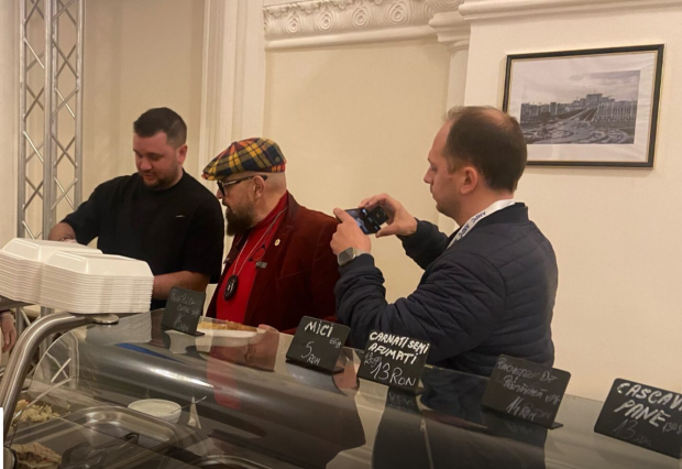 Piedone a vizitat un restaurant din Parlamentul României și a luat decizia pe loc