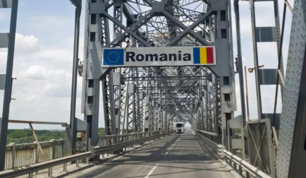 Restricții de circulație pe Podul Ruse-Giurgiu pe 27 martie 2025. Camioanele nu vor putea circula deloc 24 de ore