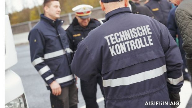 Atenție de unde cumpărați vinieta pentru Austria, avertisment pentru toți șoferii emis de poliție