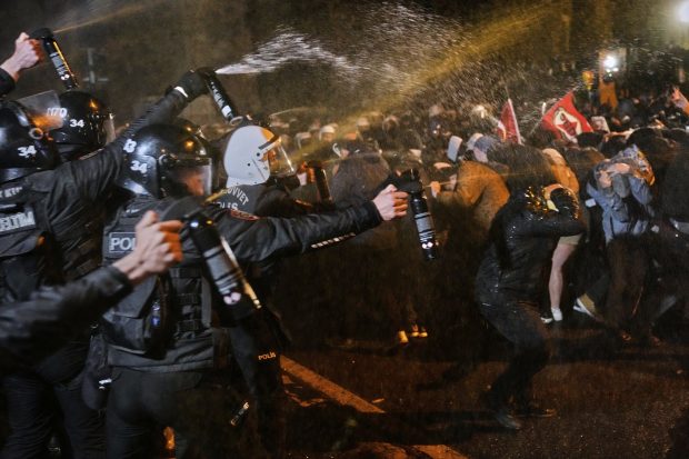 A treia zi de proteste împotriva arestării primarului din Istanbul. Turcia nu va ceda „terorii străzii”, ameninţă Erdogan