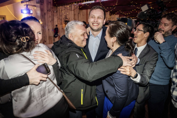 Partidul proindependență care favorizează legăturile mai strânse cu Statele Unite și Donald Trump a pierdut alegerile în Groenlanda