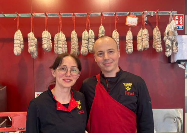 Afacerea deschisă de doi români lângă Lyon care i-a dat gata pe francezi. „În perioadele bune, ajungem să vindem 100 de kilograme”