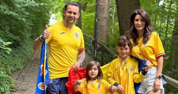 Comentatorii de la România – Bosnia, puși la zid de magicianul Robert Tudor. Fanii, nemulțumiți de decizia Antena 1