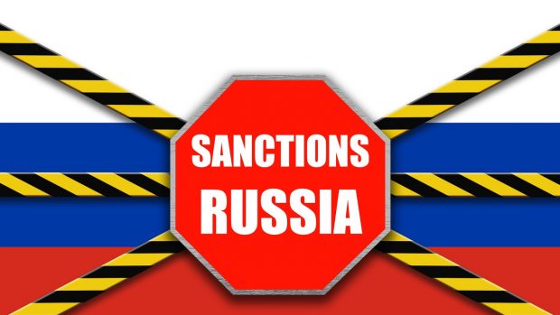 UE a adoptat un nou pachet de sancţiuni împotriva Rusiei. Londra se coordonează cu Bruxelles-ul şi adoptă propriile sancţiuni, lovind armata, finanțele și petrolul