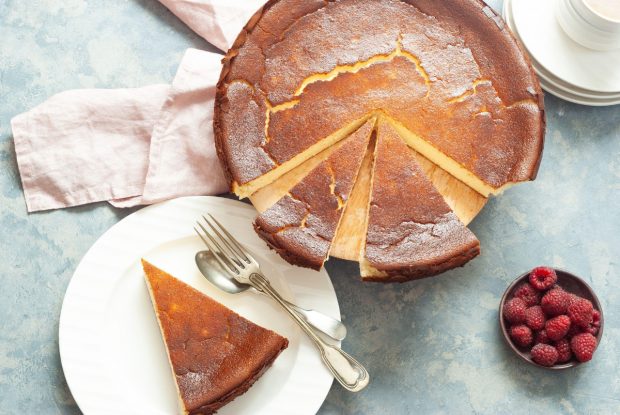 San Sebastian Cheescake, rețeta de desert care a ajuns virală pe internet. Cum se prepară și de unde îl poți cumpăra gata făcut în București