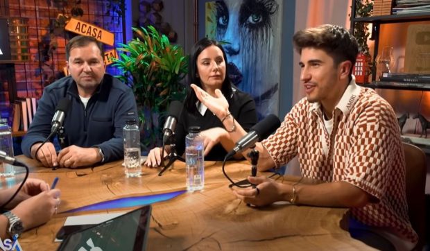 Sebastian Dobrincu, relație complicată cu părinții. Confesiunile dureroase făcute de mama sa: „Mi-a zis: «Cândva o să ajung important și să nu-ți atribui vreun merit»”