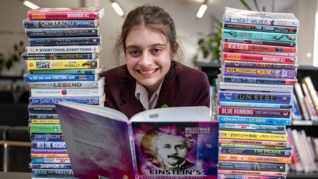 Sofia, fetița de 13 ani care are un IQ mai mare decât Albert Einstein: „Nu e vreo tocilară”