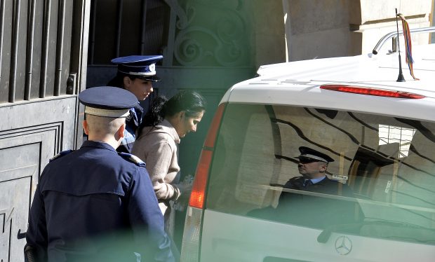Cuvintele rostite de Sorina Pintea la ultimul termen al procesului. Fosta ministră a fost prinsă cu șpaga în pungă. Avocat: „Scopul mitei nu are nicio urmă de sens”